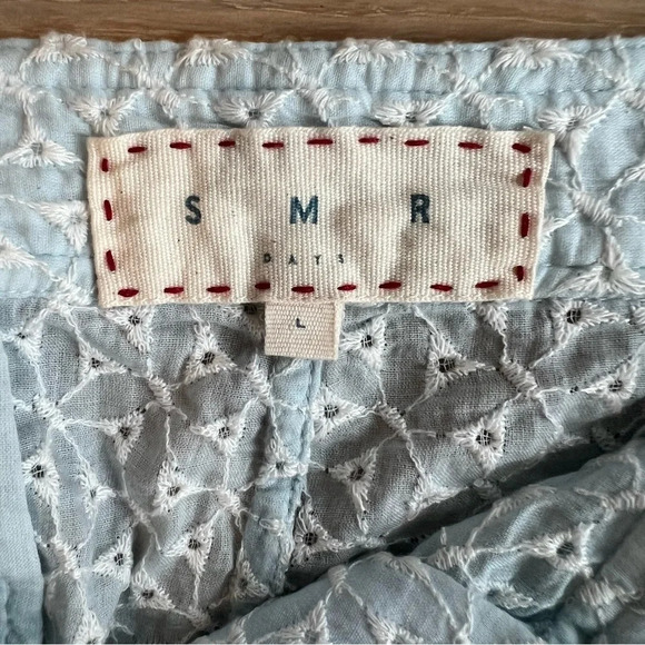 SMR Days Eyelet Flat Front Beach Shorts Light Blue White Large Spring Casual - Picture 2 of 5